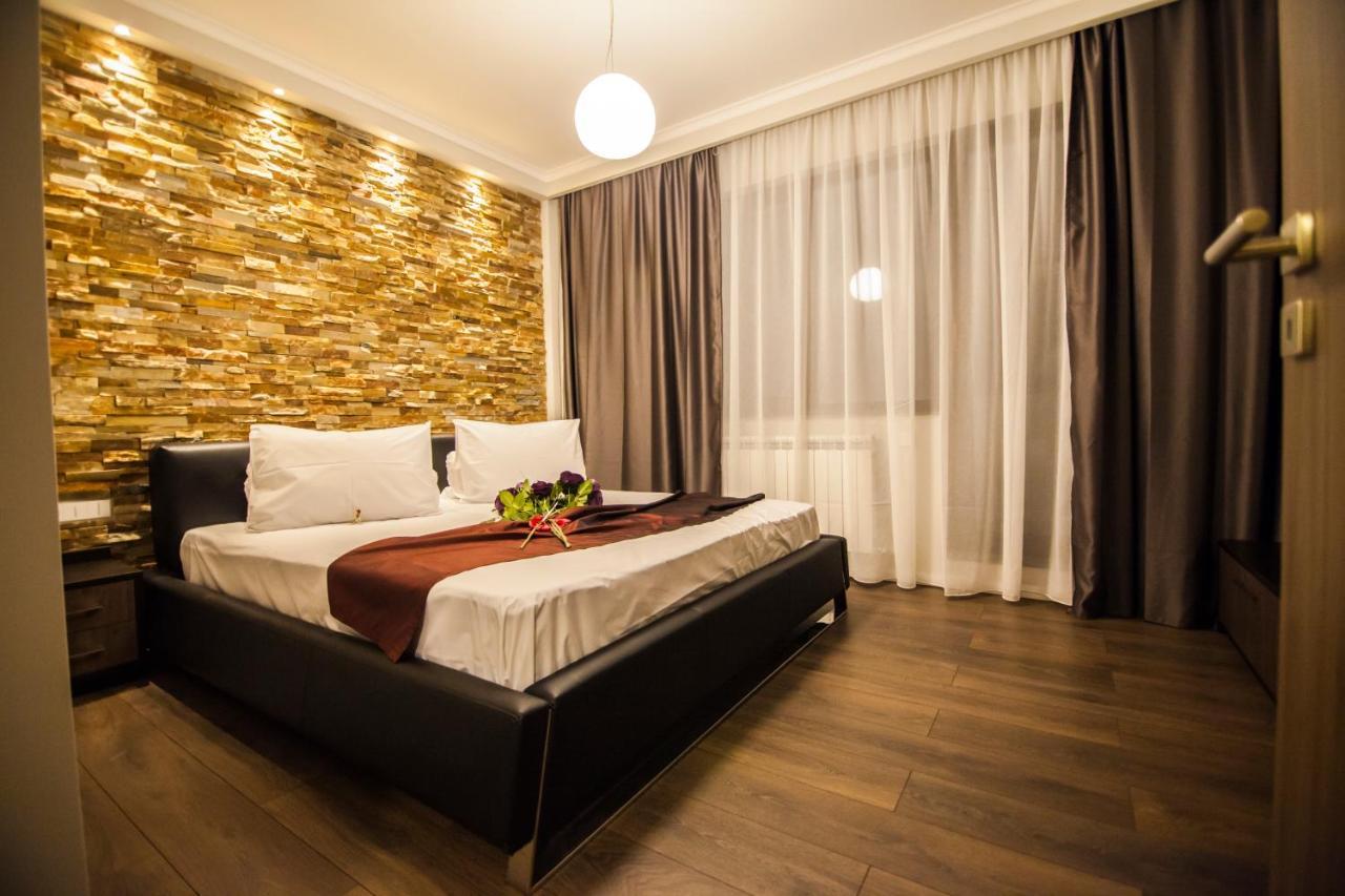 Business Class Apartment Cluj-Napoca Exterior foto