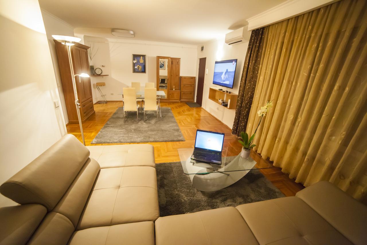 Business Class Apartment Cluj-Napoca Exterior foto