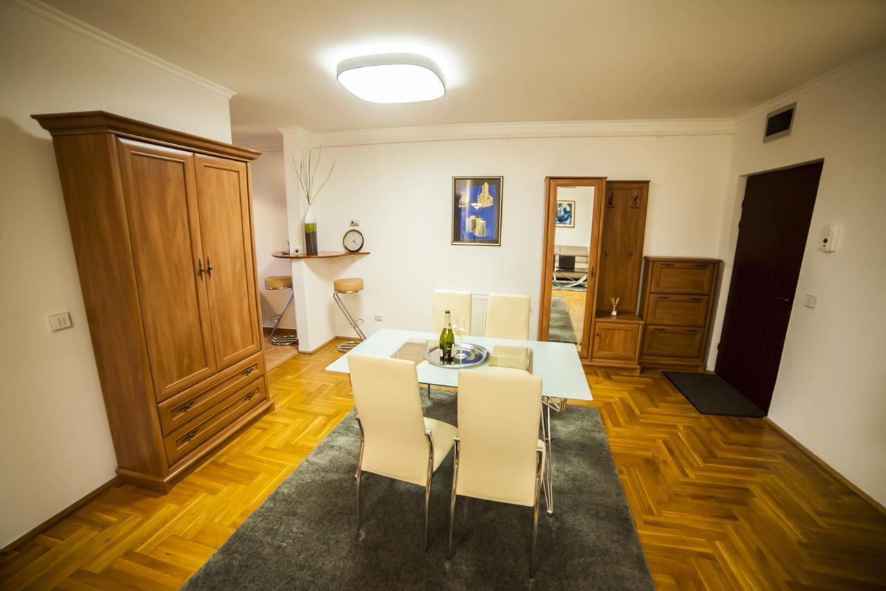 Business Class Apartment Cluj-Napoca Exterior foto